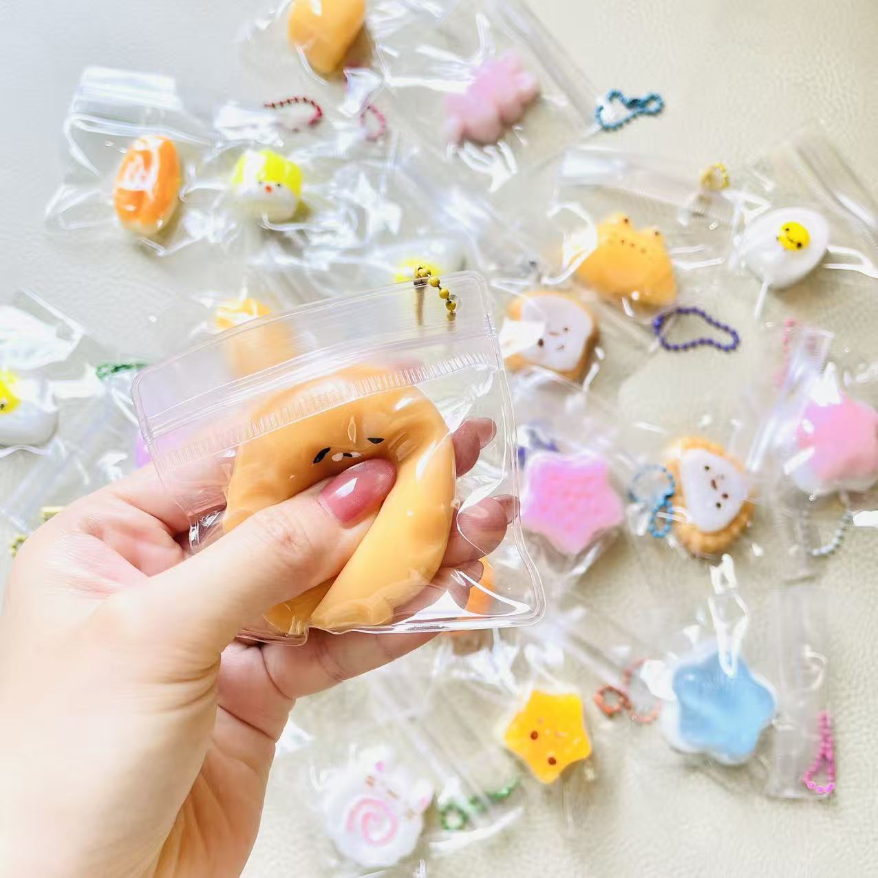 6/12/18/24pcs Cute Party Favor - Party Games Graduation 评论和价格